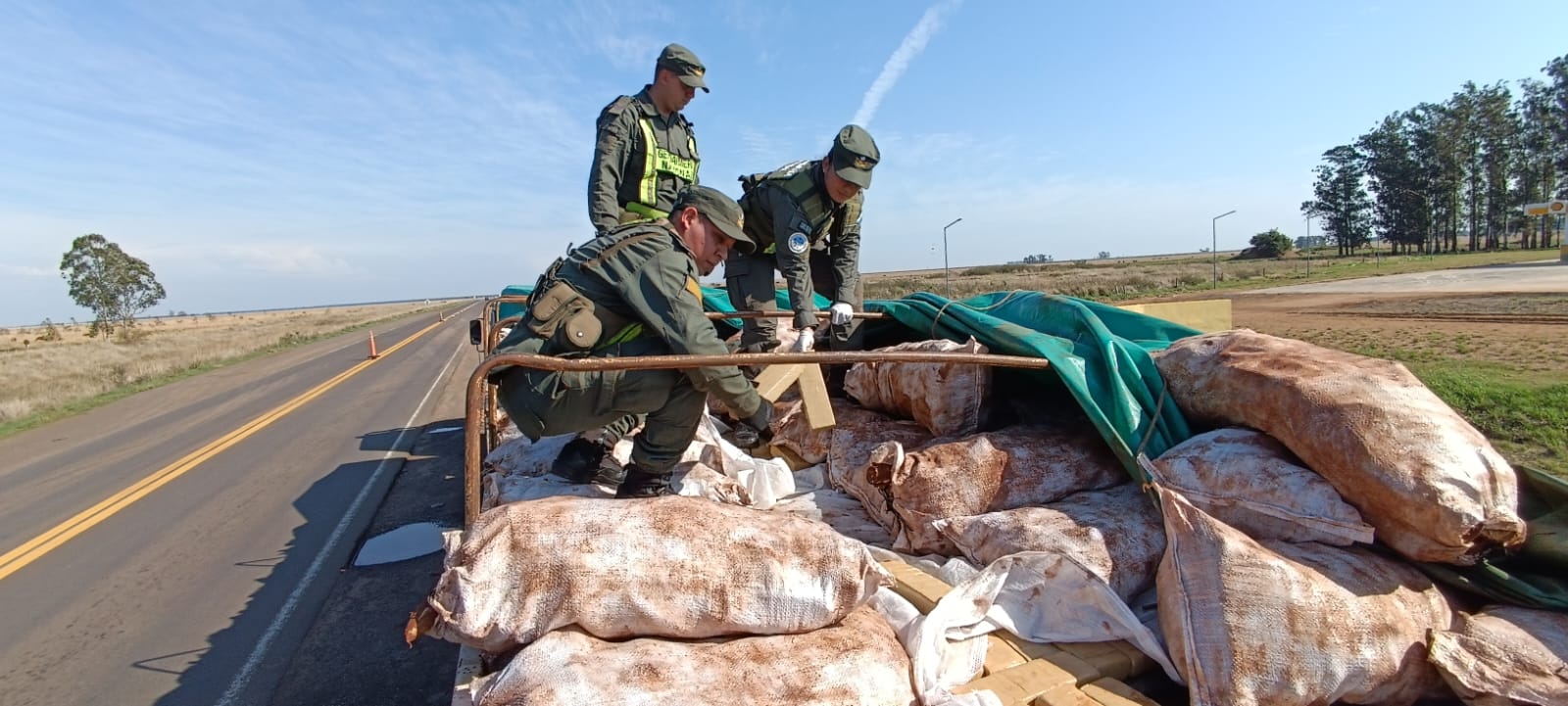 Golpe Al Narcotr Fico Gendarmer A Intercept Cargamento Con M S De