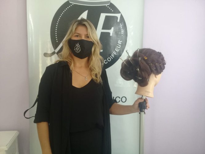 Profesionales de estética solicitan trabajar