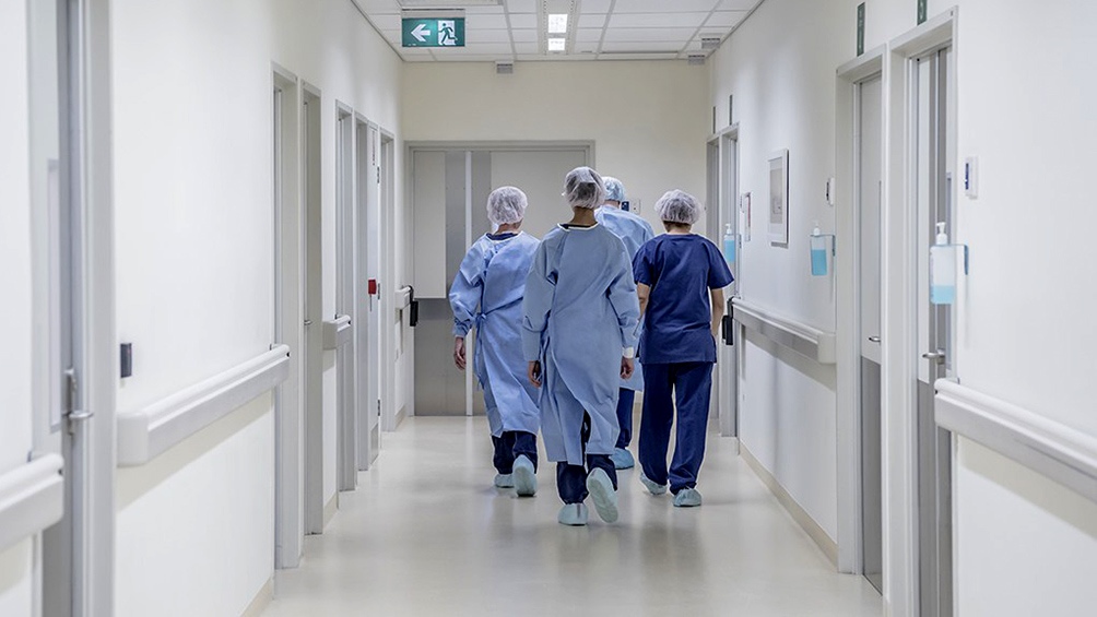 Los trabajadores de la salud cobrarán un bono de 6.500 pesos por tres meses