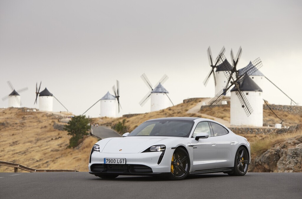 Porsche Taycan
