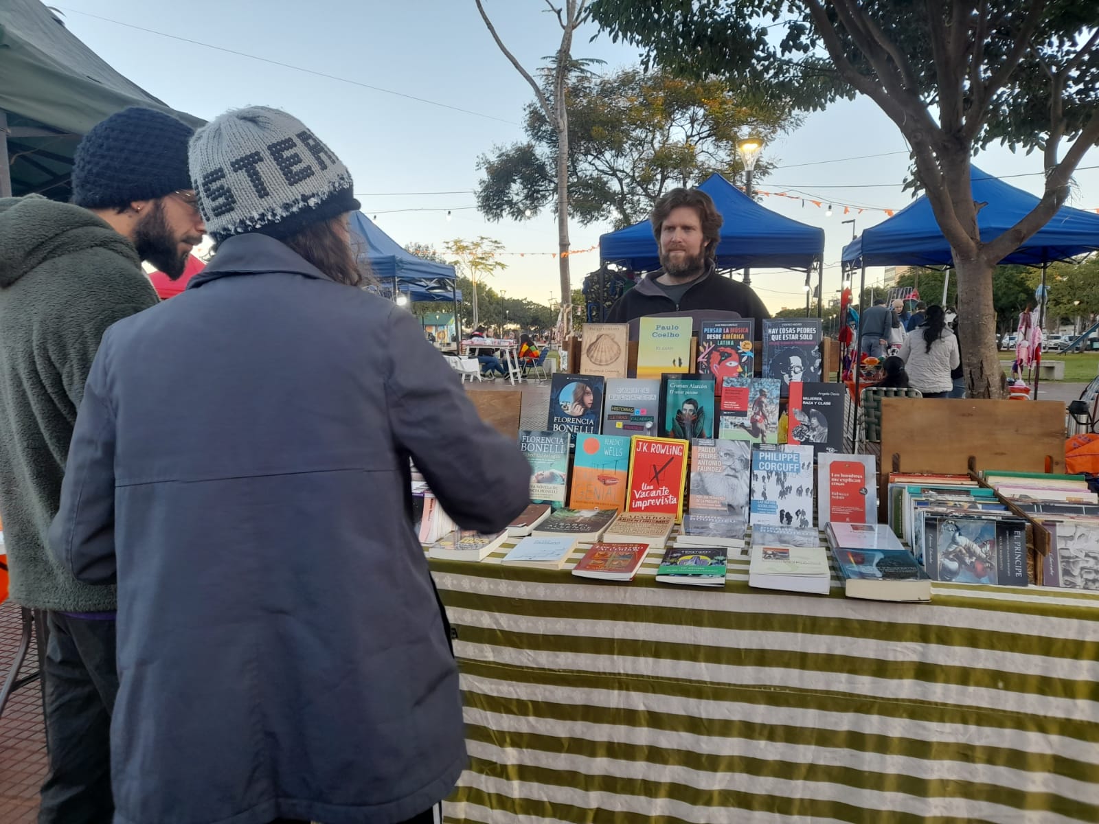 Triángulo Libros