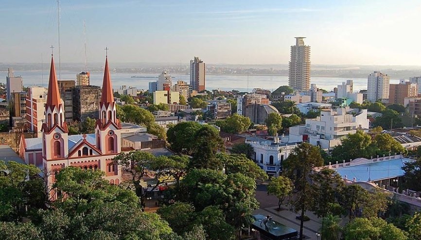 Oscar Herrera Ahuad destacó la gran oferta de actividades que frece Misiones a los turistas que recorren la provincia