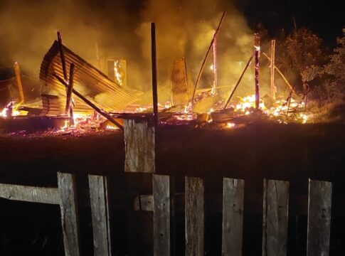 se incendio una vivienda en Capiovi