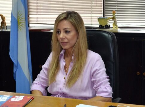 Flavia Royón como secretaria de Energía