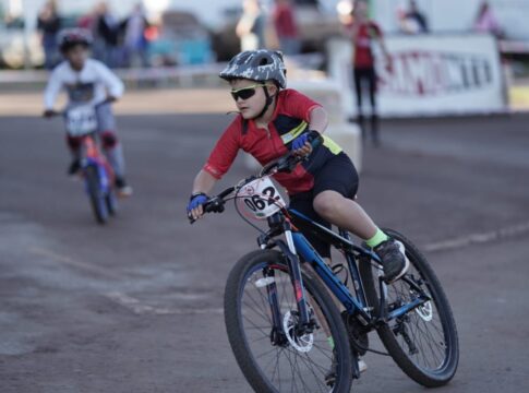 Campeonato Infantil de Ciclismo en Apóstoles