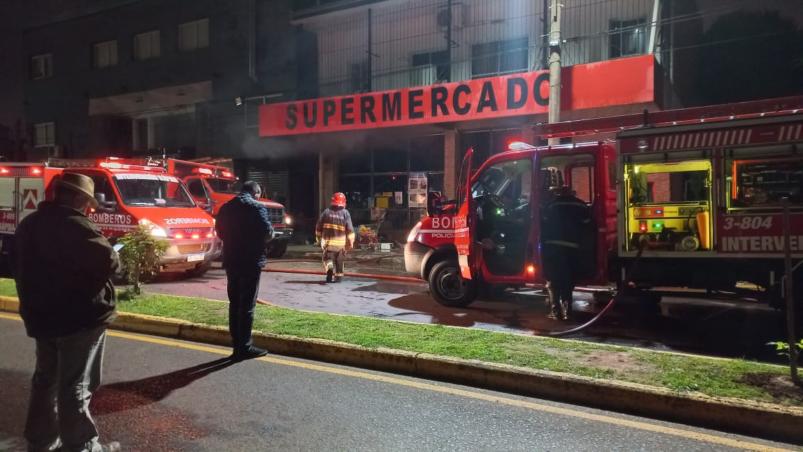 Se incendió un Supermercado chino en Posadas 