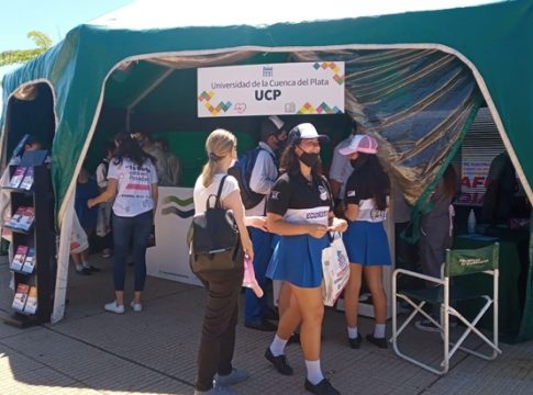 expo universitaria en la costanera
