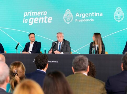 Alberto Fernández inicio de la capacitación de la Ley Yolanda