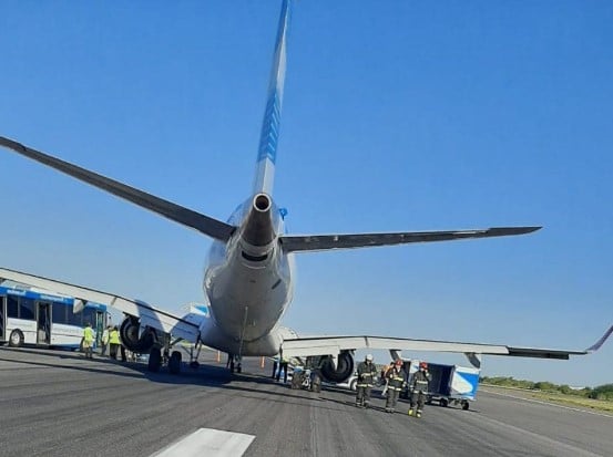 aterrizó de emergencia en ezeiza