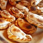 Empanadas-caseras-de-pollo-y-queso-759x500-1
