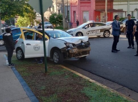 choque en el microcentro de Posadas