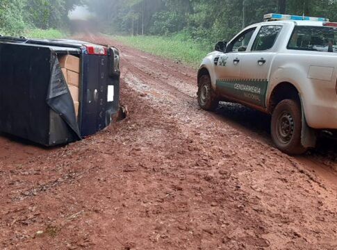 despistaron con la camioneta en Jardín América