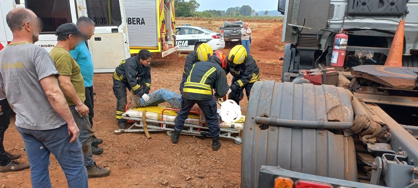 aplastado por la rueda de un camión en Oberá