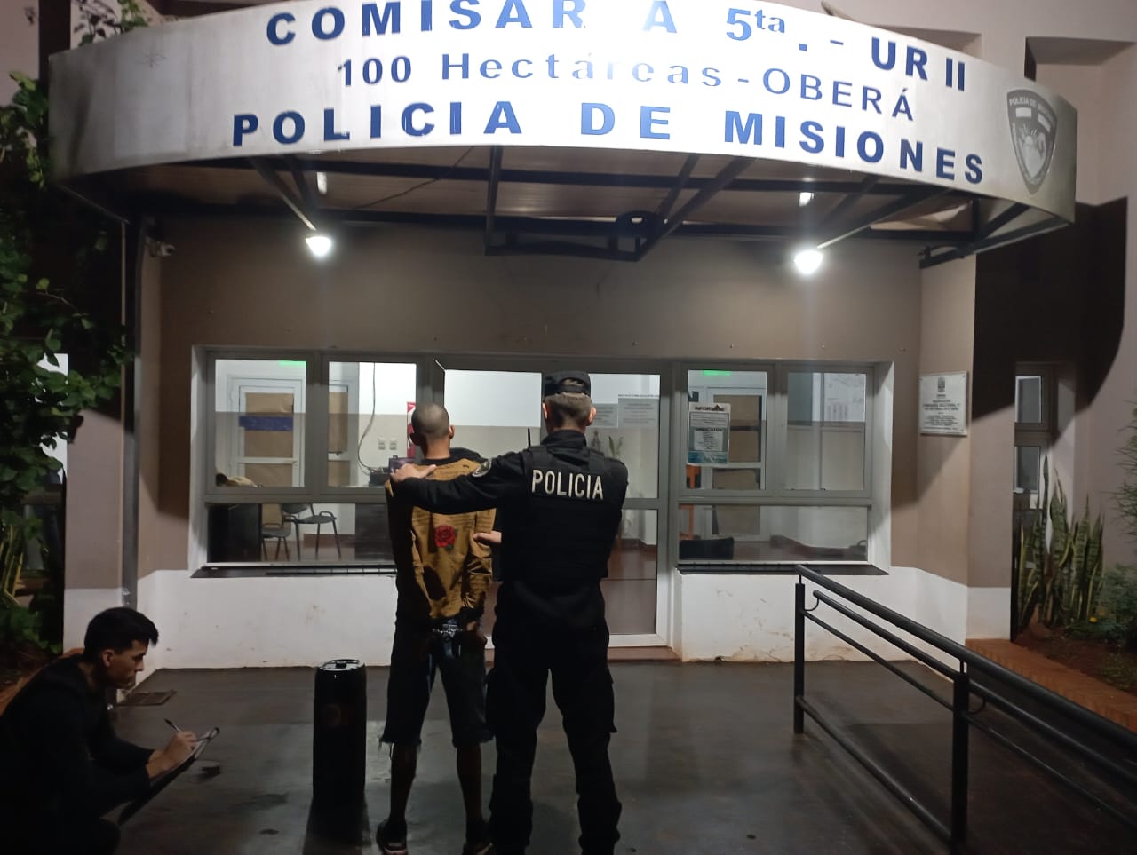 dos detenidos por el robo a una vivienda