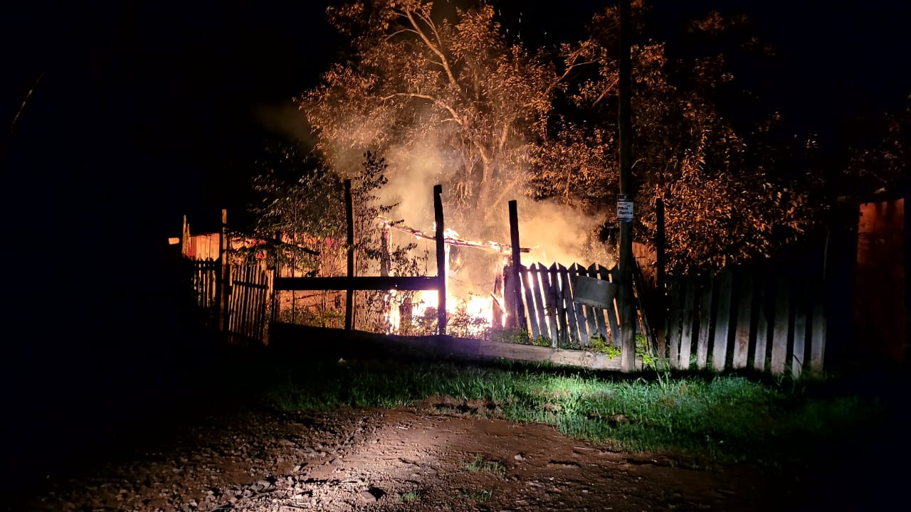 incendio destruyó un casa