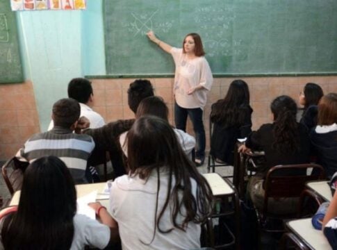 educación como servicio esencial