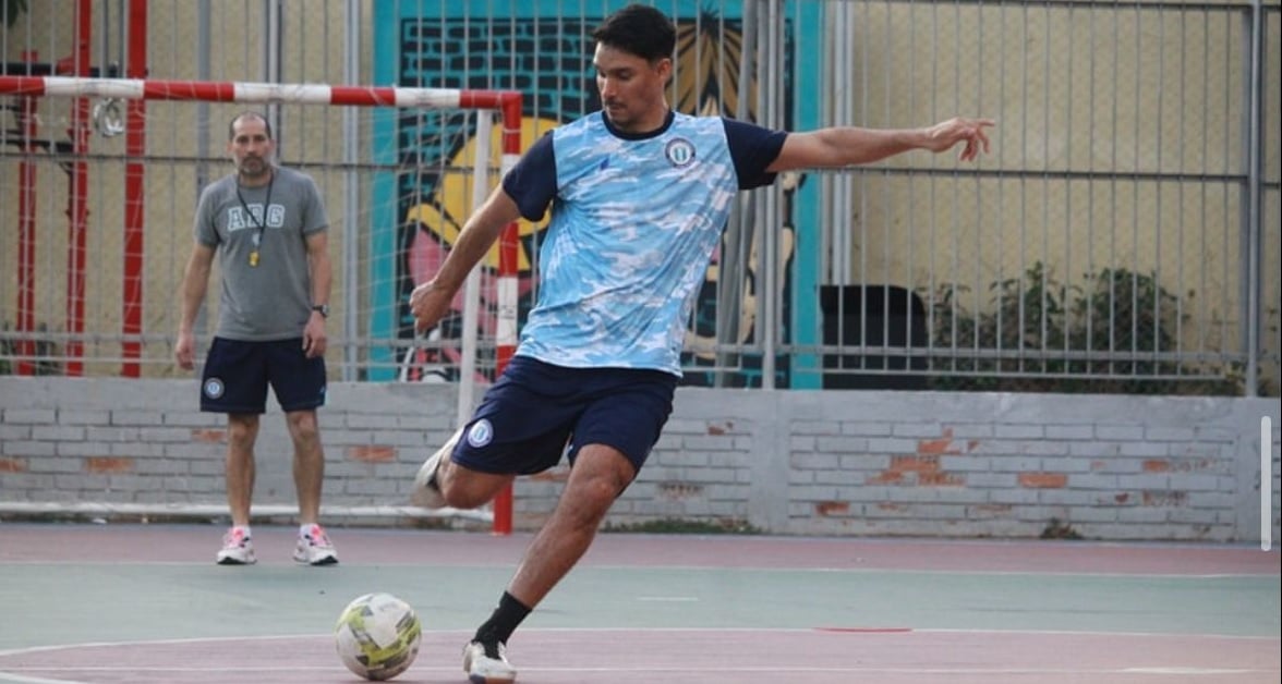 El jugador posadeño Santiago Verón.