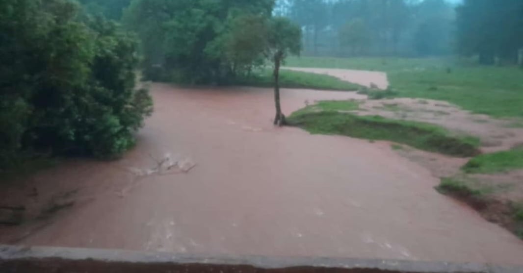 Garuhapé es una de las localidades más afectadas por las intensas lluvias de este jueves.