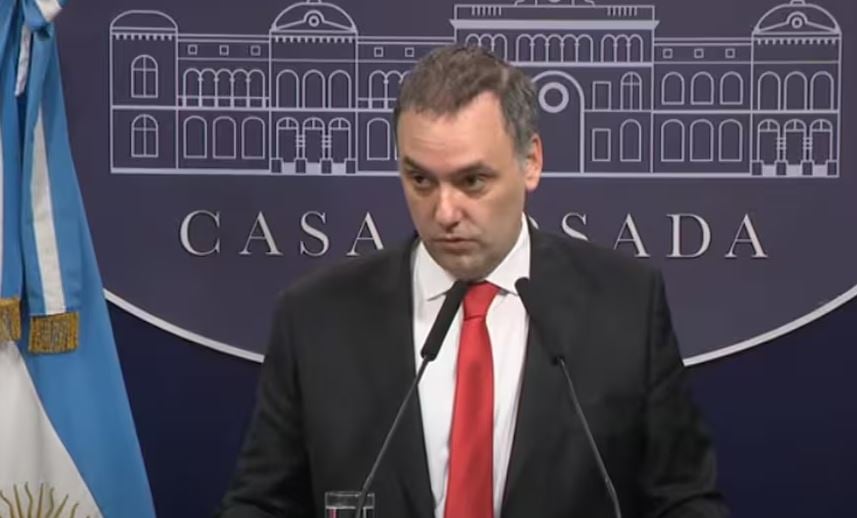 adorni