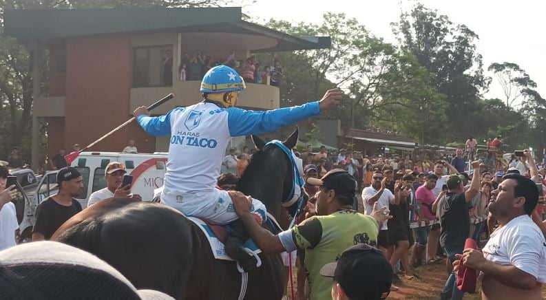 Jockey Club Posadas