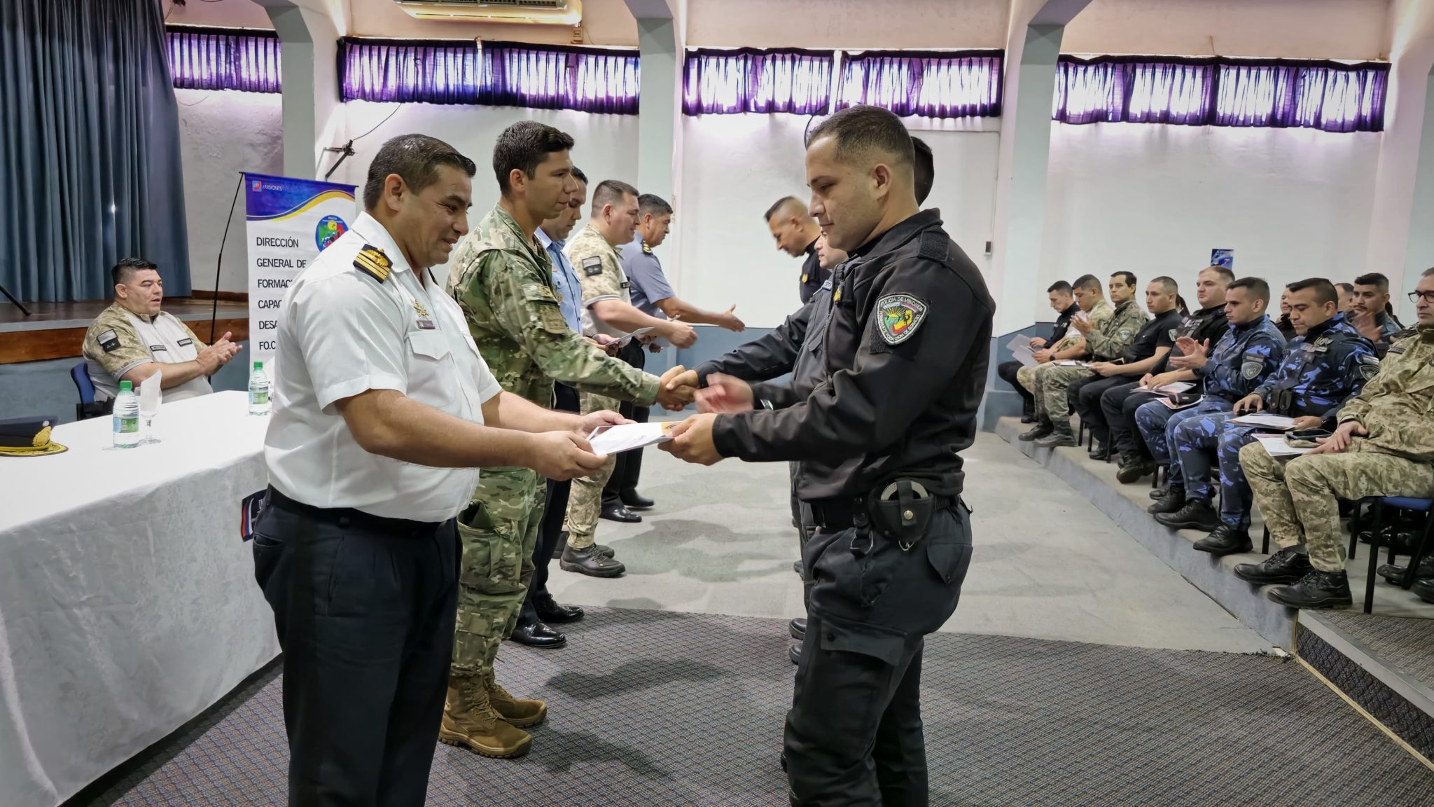 instructores nacionales