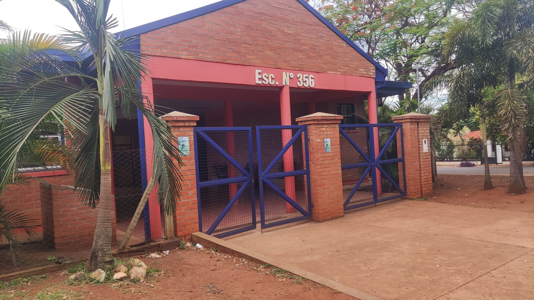 dinero que robaron en la Escuela Nº 356 de Posadas