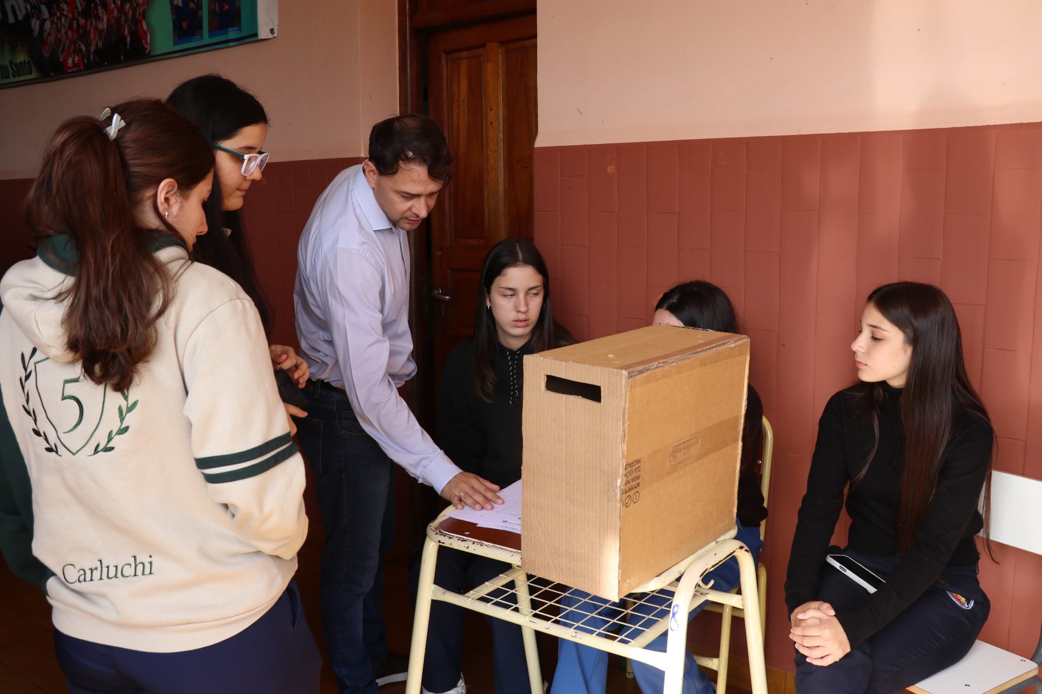 Unión de Estudiantes Secundarios de Alem