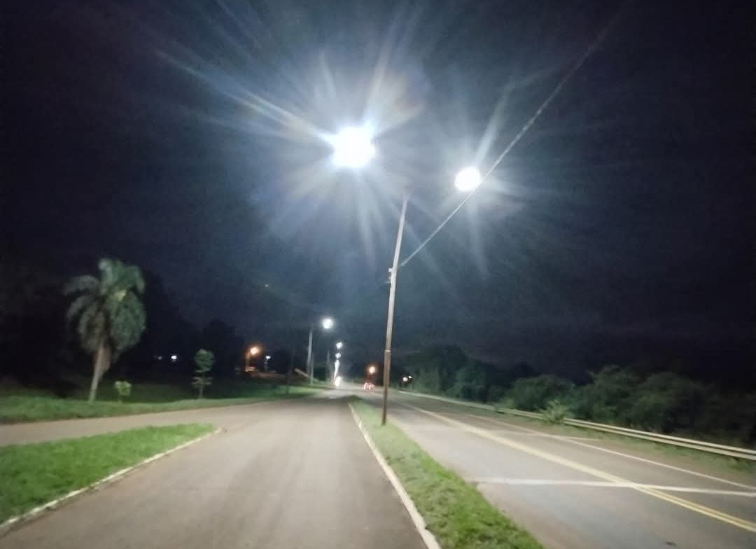 alumbrado público en Cerro Azul