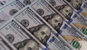 dolares