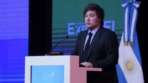 Milei-expo-EPI