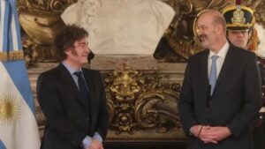 Federico-Sturzenegger-y-Milei-