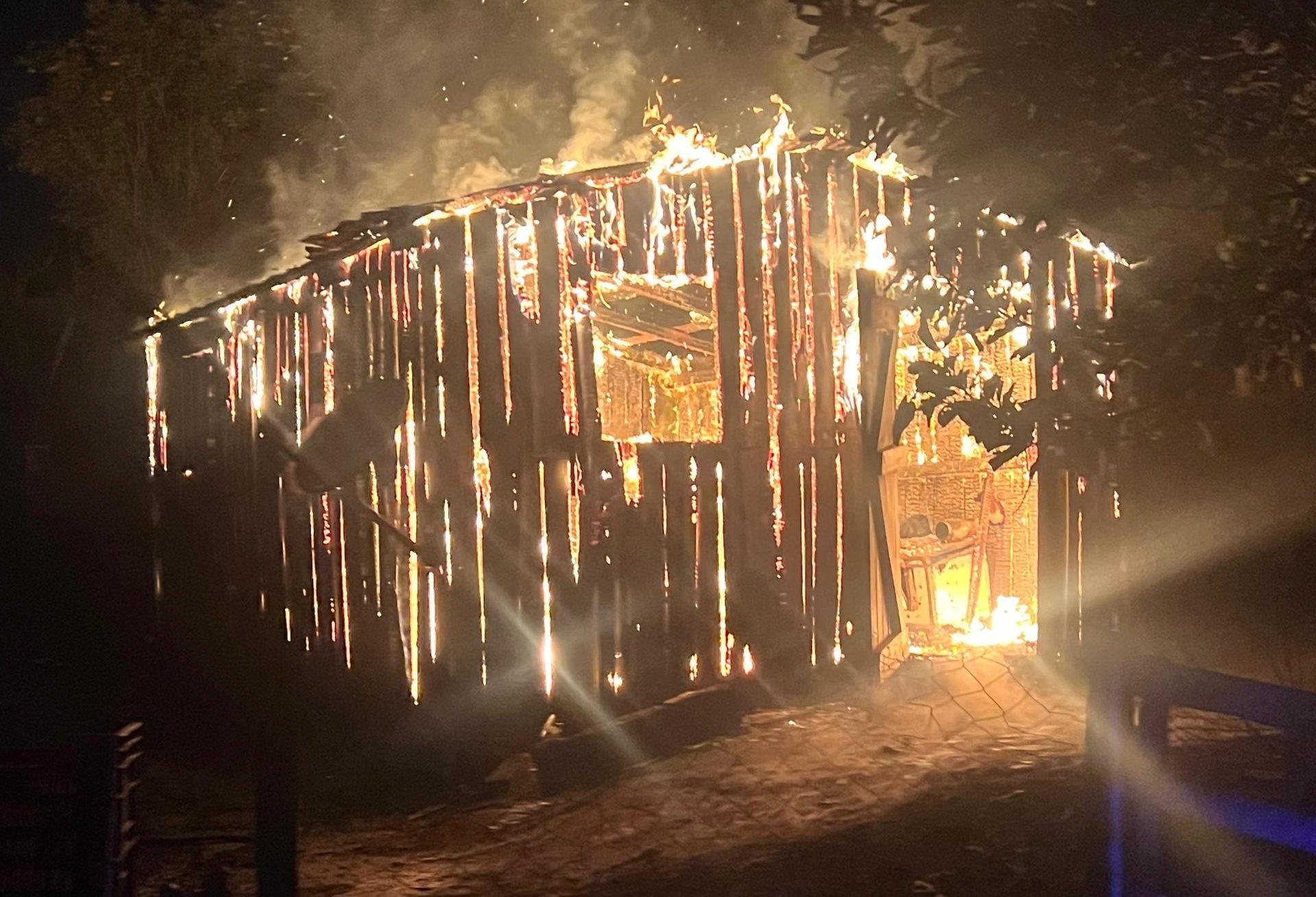 Incendio de vivienda en Campo Grande