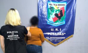 detienen-a-empleada-e1756427510978
