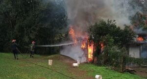incendio-en-Obera-e1754603849571