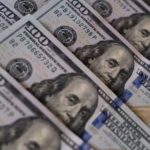 dolares