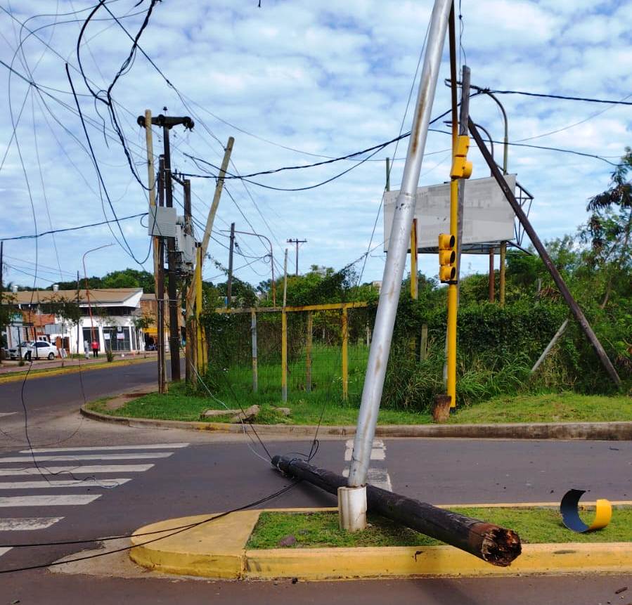 camión derribó cableado
