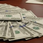 dolares