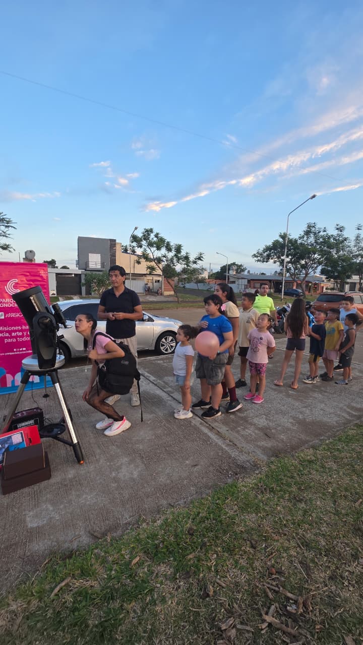 Más de 120 niños participaron del evento “Salgamos a Jugar” en Itaembé Guazú