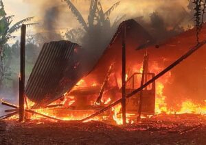 incendio-en-dos-arroyos-e1764981934558