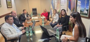 21-Acuerdan-becas-y-nuevas-ediciones-del-concurso-Alrededor-de-Iberoamerica-y-del-IDEADHON