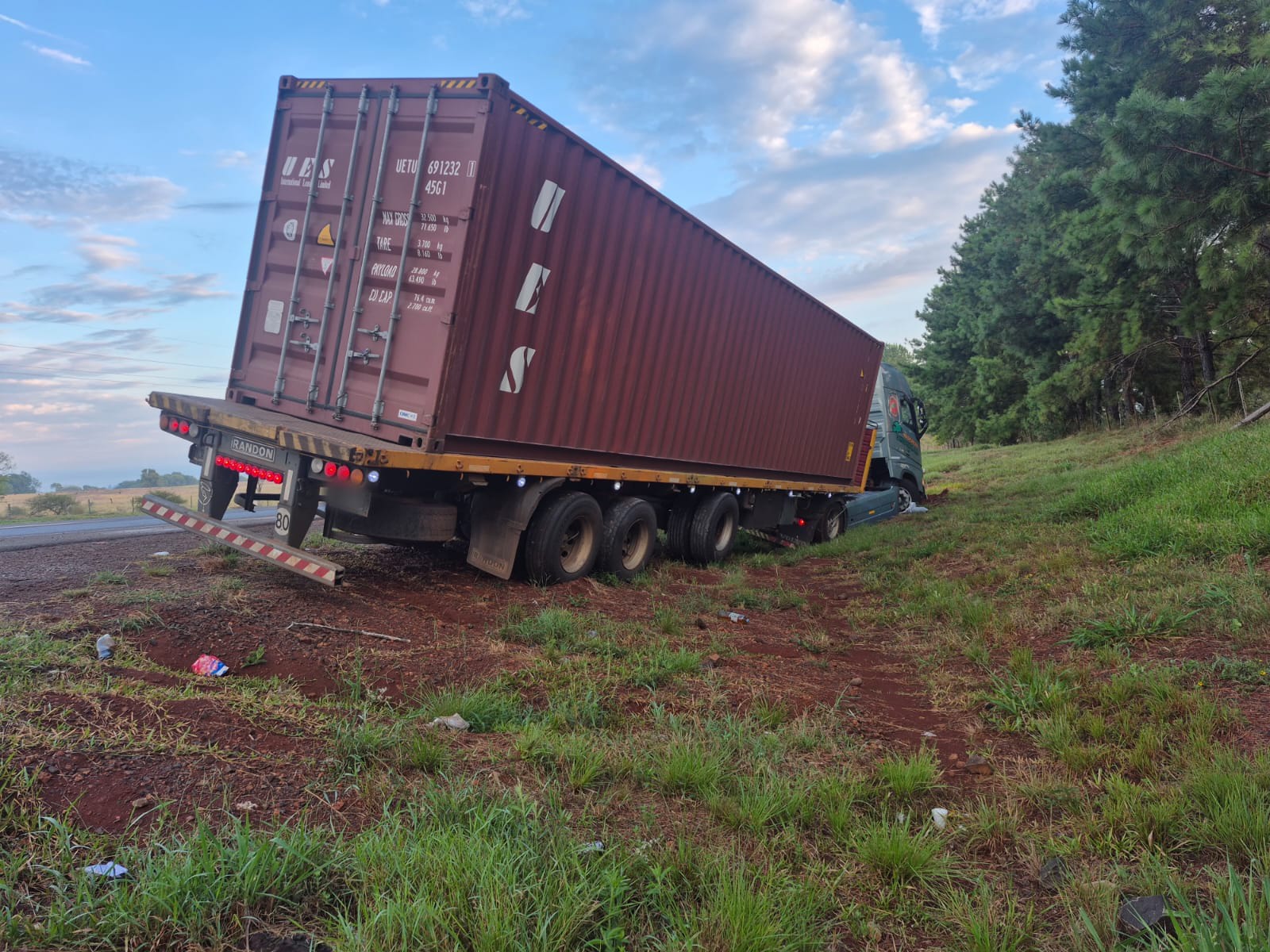 Un muerto y cinco heridos en distintos accidentes viales