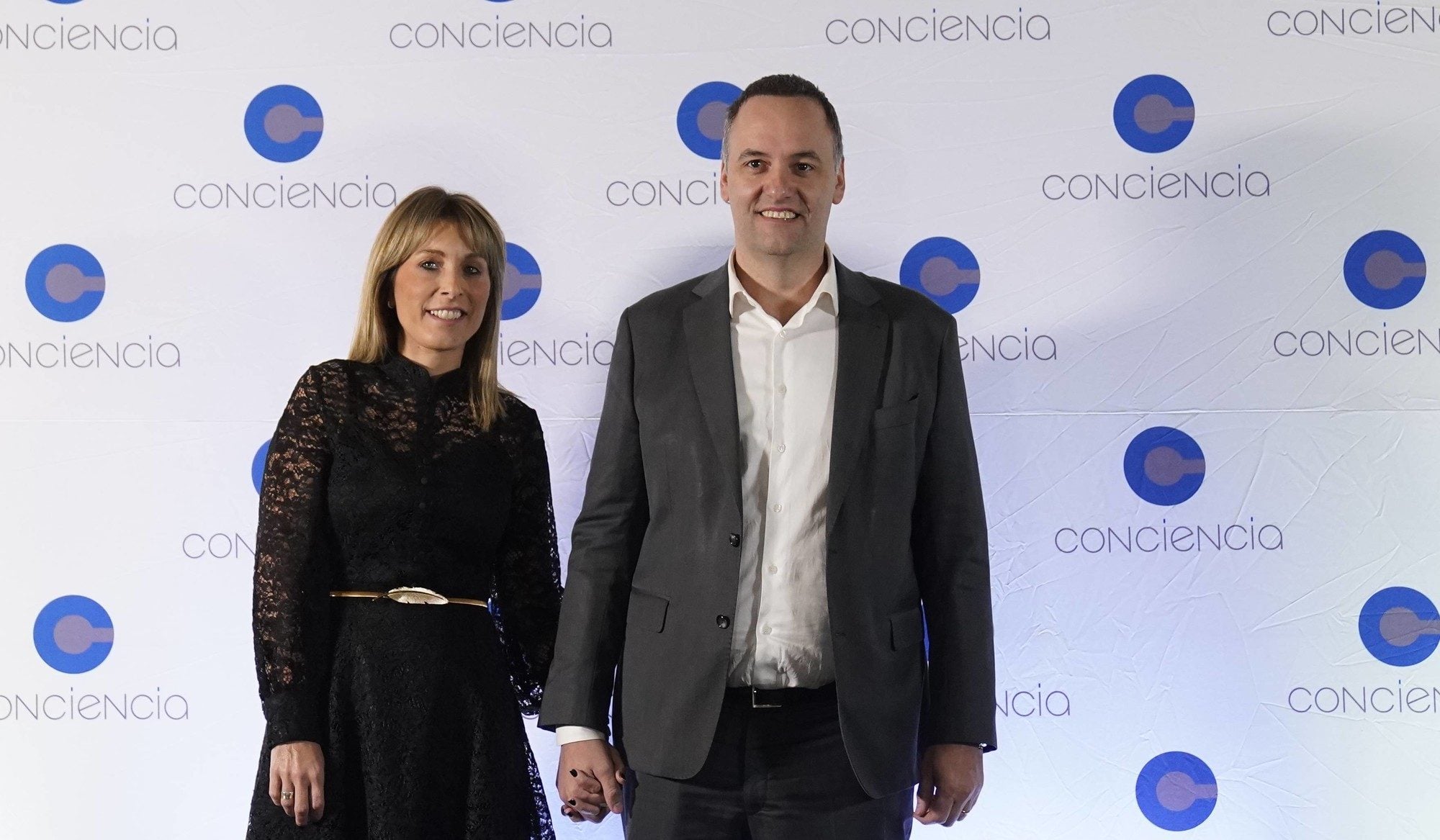 denuncia contra Adorni