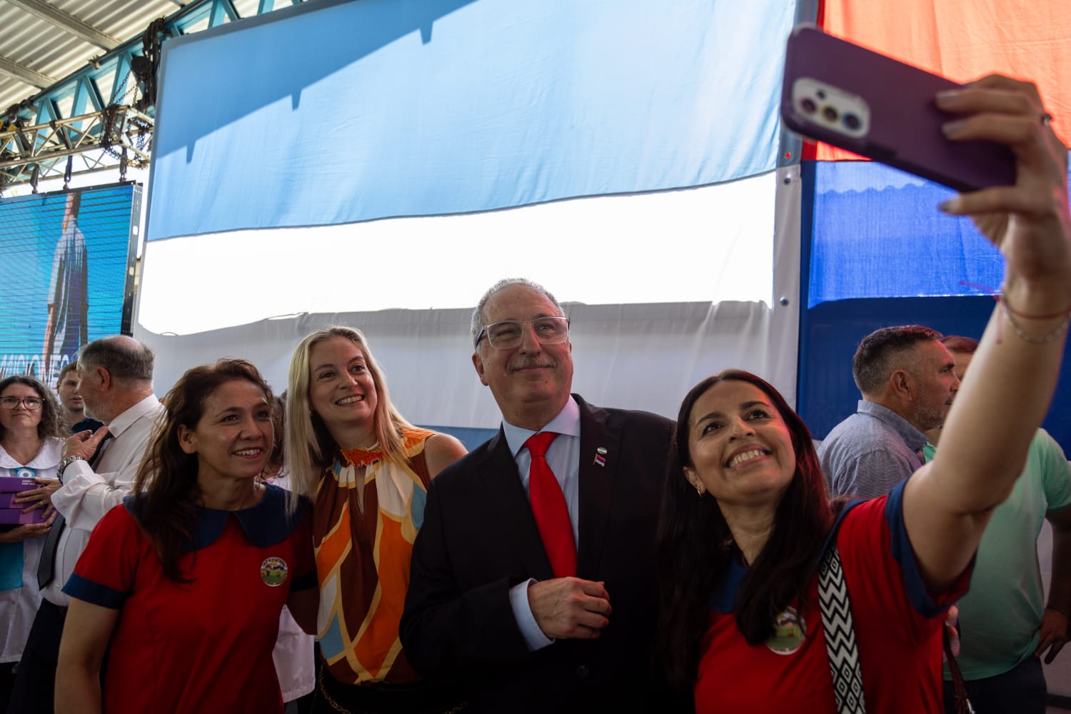 asueto administrativo por el Día de la Mujer