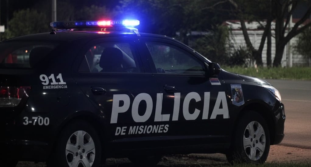cabo de la Policía Investigan a un chofer de Uber en Posadas