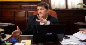 Adolfo-Safran-1024x677-1-e1775851759704