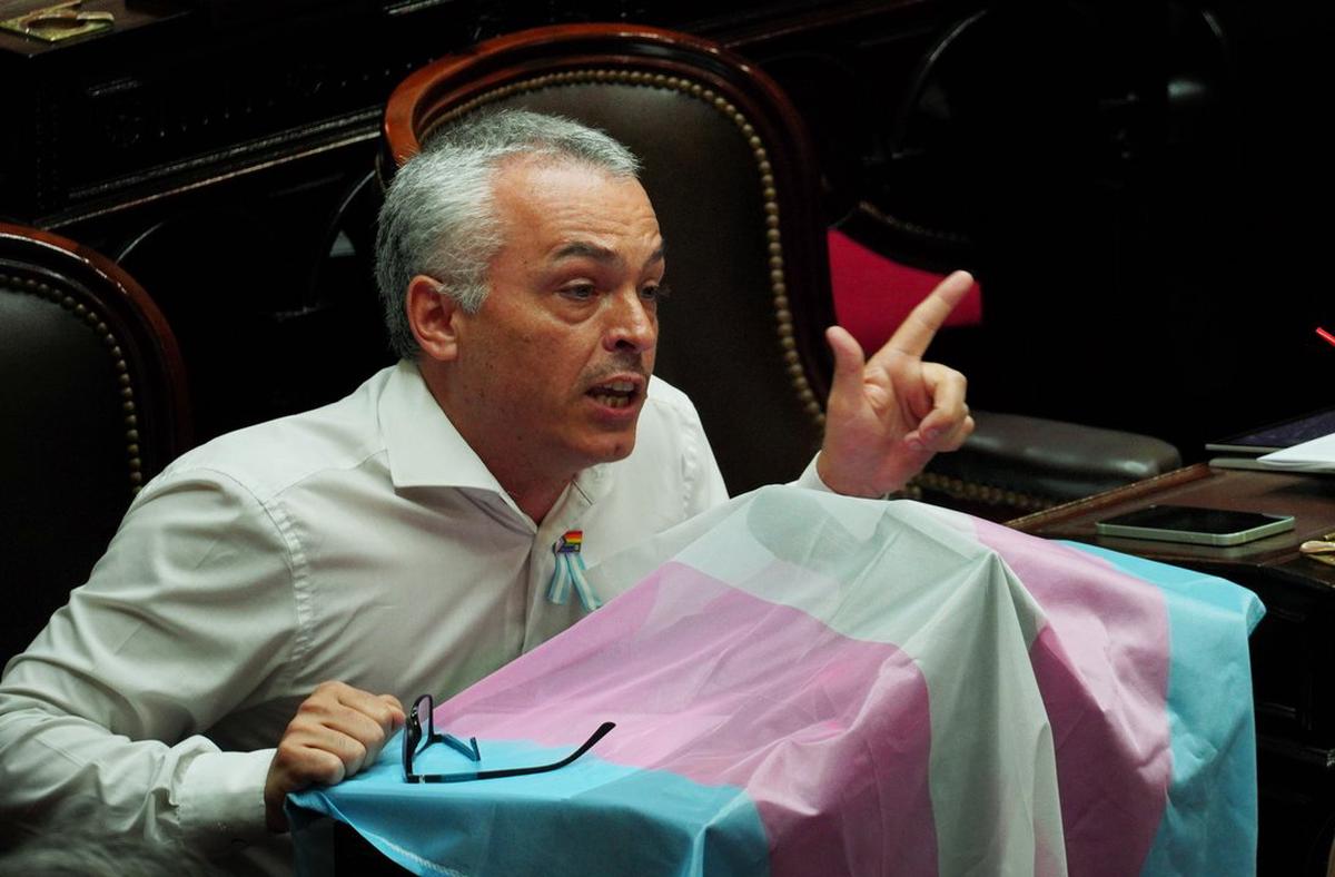 Créditos VIP a funcionarios y legisladores de La Libertad Avanza