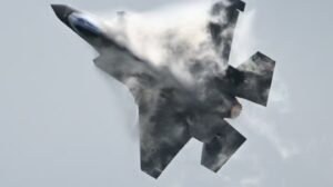 iran-derribo-un-caza-de-eeuu-foto-ralf-hirschberger-afp-BKESCEY22VHANAJBSMVS6LGTSY