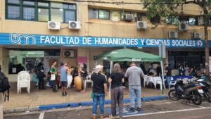 la-universidad-no-se-apaga-unam-2