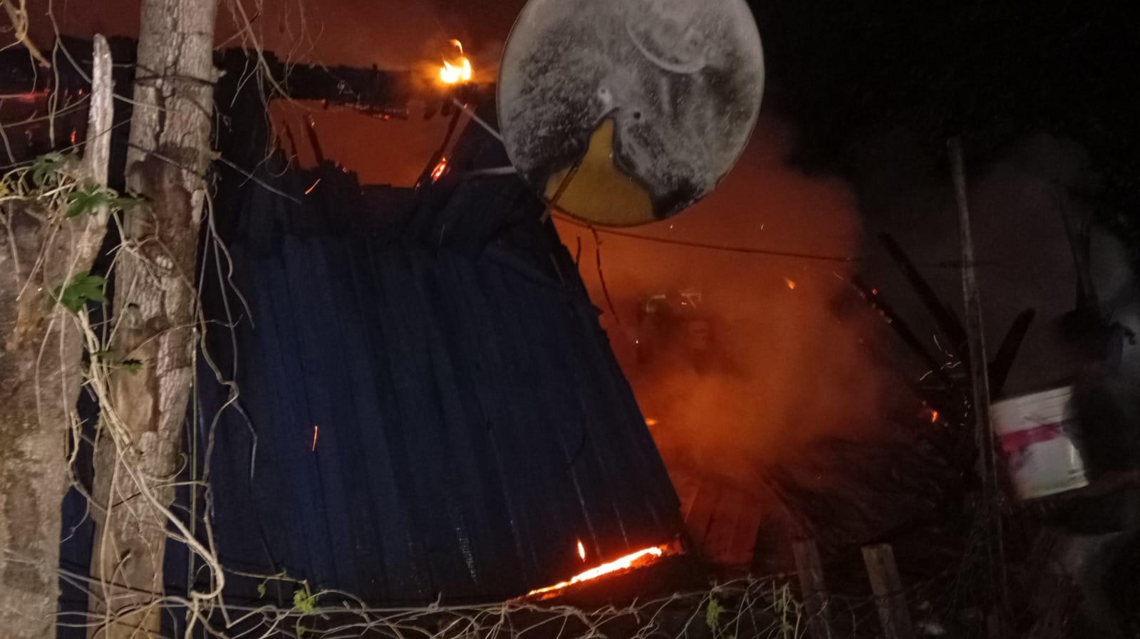 Investigan incendio en Posadas