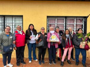 52-Los-abuelos-de-Itaembe-Guazu-se-reunieron-para-festejar-su-mes